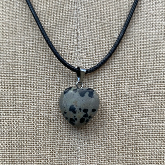 Handmade Genuine Speckled Heart Stone Amulet Necklace - Picture 6 of 10